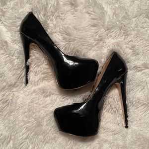Steve Madden pumps